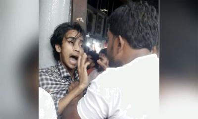 নারী শিক্ষার্থীকে হেনস্তার প্রতিবাদ করায় হামলা, ঢাবির ২ শিক্ষার্থী আহত