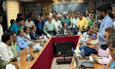 যে কারণে সচিবালয়ে আন্দোলন স্থগিতের সিদ্ধান্ত নিলেন কর্মচারীরা