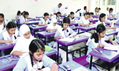 শিক্ষক নিবন্ধনে বয়সসীমার জটিলতা কাটছে