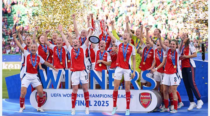 তিনবারের শিরোপাজয়ী বার্সেলোনাকে কাঁদিয়ে চ্যাম্পিয়ন আর্সেনাল