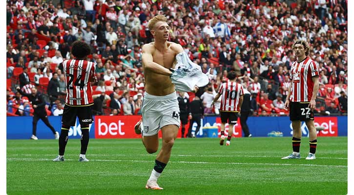 ২-১ গোলে সান্ডারল্যান্ডের কাছে হারল হামজারা