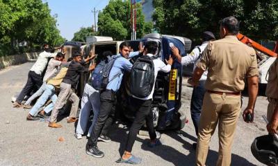 Police Fire Tear Gas at Noida Workers Demanding Higher Wages