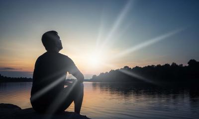 আপনার অনুপস্থিতি কি কারো কাছে গুরুত্বপূর্ণ? নিজের মূল্য বুঝুন