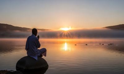 মনের শান্তি ও সুখ আল্লাহর হাতে: একটি আধ্যাত্মিক বিশ্লেষণ