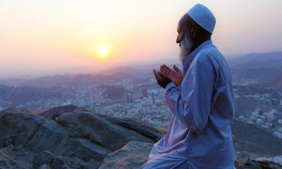 Best Deeds to Perform in Makkah and Madinah During Hajj