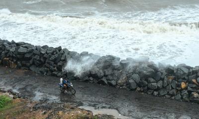 India Evacuates Thousands as Severe Cyclone Arnab Approaches Coast