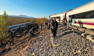 Spain High-Speed Rail Network Faces Scrutiny After Deadly Collision
