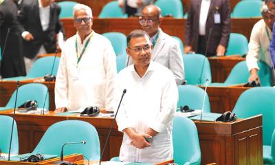 Bangladesh fears falling behind Vietnam in RMG without US tariff cut