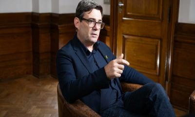 Andy Burnham Launches Bid to Replace Keir Starmer