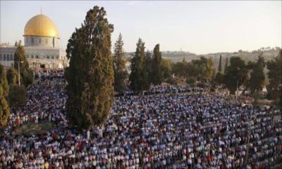 Thousands Gather at Al-Aqsa for Eid Prayers Amid War Fears