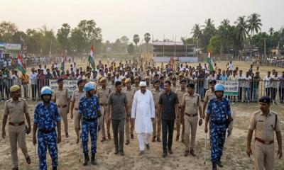 অভিষেক বন্দ্যোপাধ্যায়ের পর এবার কল্যাণ বন্দ্যোপাধ্যায়ের ওপর হামলা