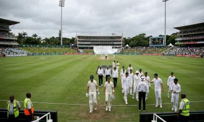 Australia Posts 390 in Durban as Maddinson Falls