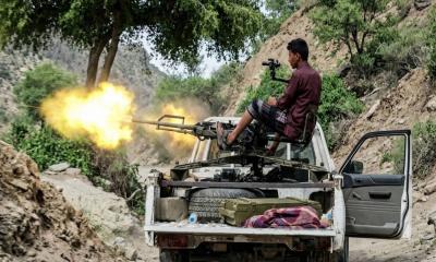 Yemeni Strikes Target Houthi Positions in South