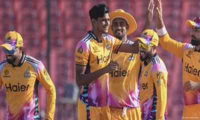 পিএসএল ফাইনাল খেলার অনুমতি পেলেন নাহিদ রানা, ধন্যবাদ জানালেন জাভেদ আফ্রিদি