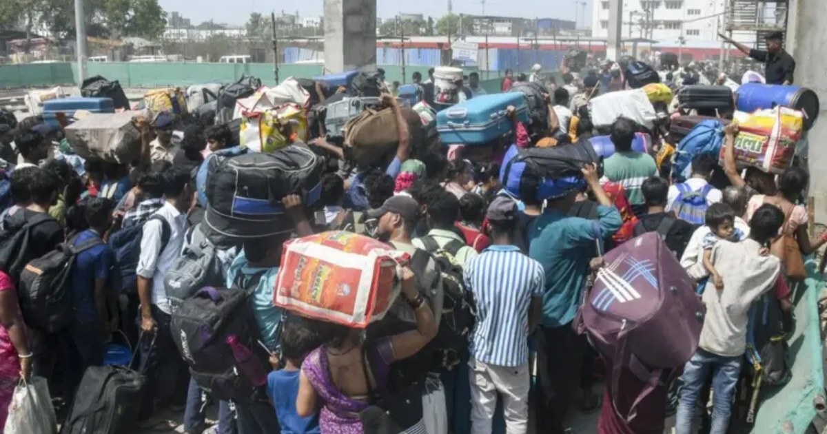 Mass Return of Migrant Workers Ahead of Bengal Polls Sparks Political Row