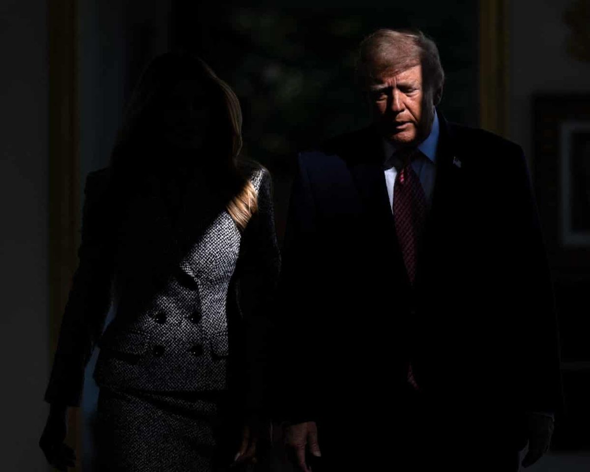 Trump Approval Rating Drops to 36% Ahead of US Midterms