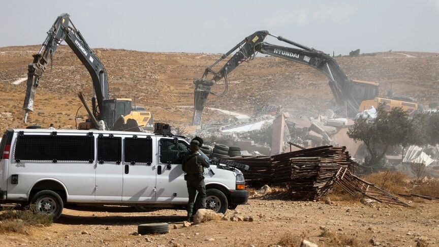 Qatar and France Urge Israeli Withdrawal from Gaza and West Bank