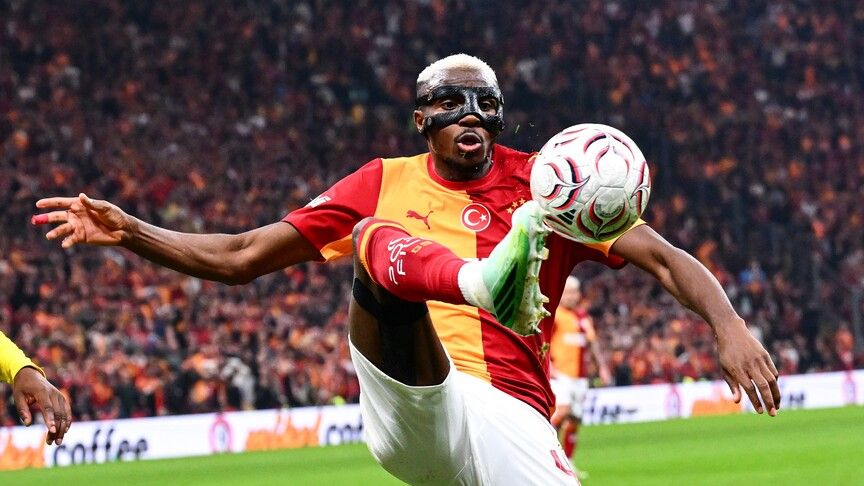 Osimhen Brace Secures Galatasaray Victory Over Rivals Fenerbahce
