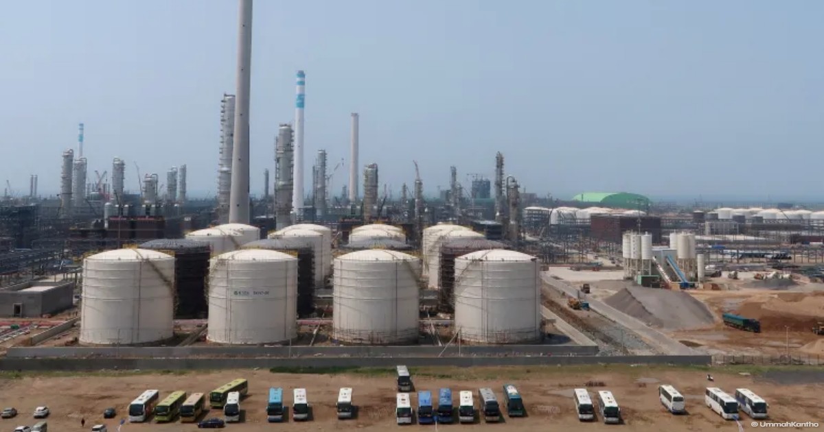 China Blocks US Sanctions on Five Oil Refineries Over Iran