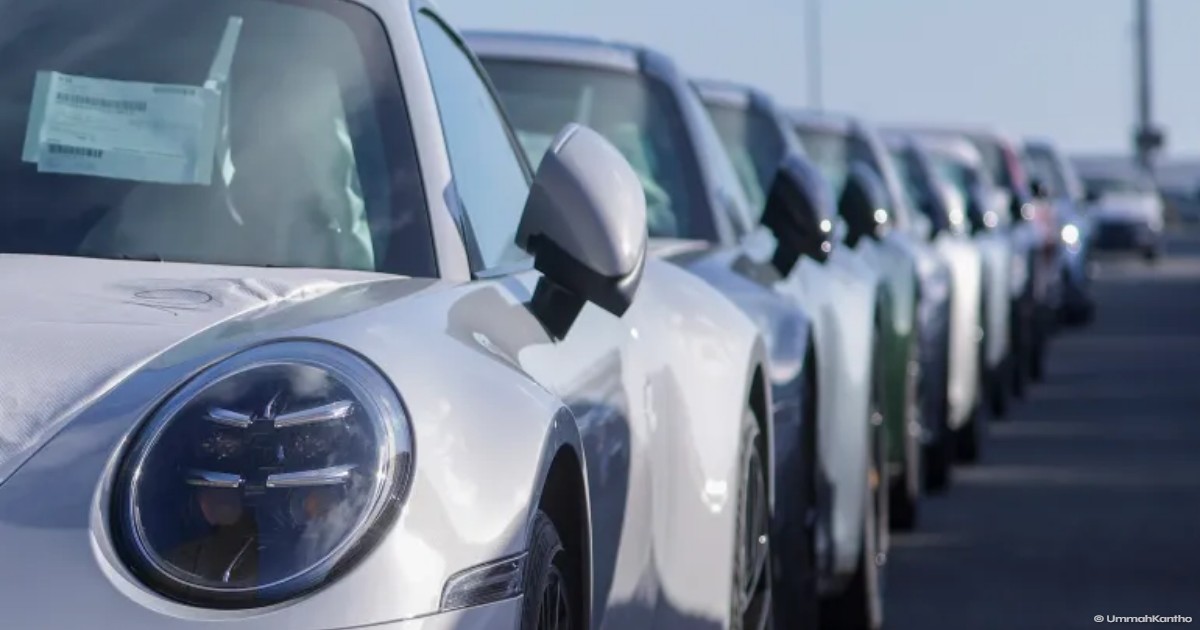 Trump Threatens 25% Tariff on EU Cars in New Trade War