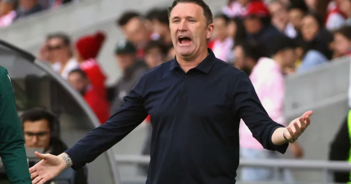 Celtic fans protest potential Robbie Keane appointment