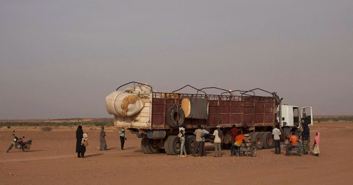 Sahara truck breakdown leaves at least 49 dead in Niger