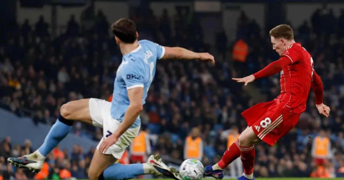Man City signs Elliot Anderson in record deal