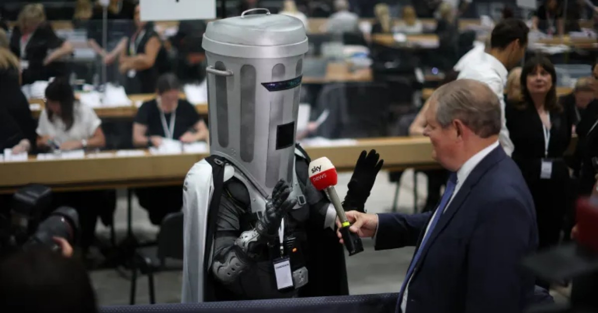 Count Binface to challenge Farage in Clacton by-election