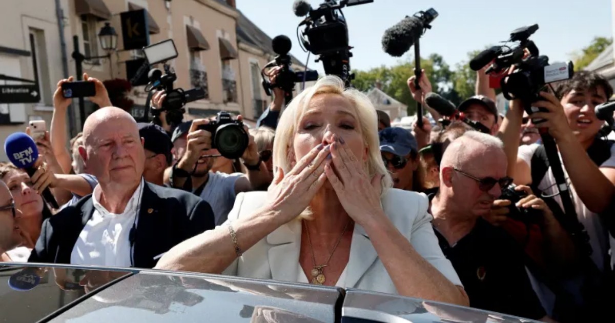 Le Pen confirms 2027 presidential bid after court ruling