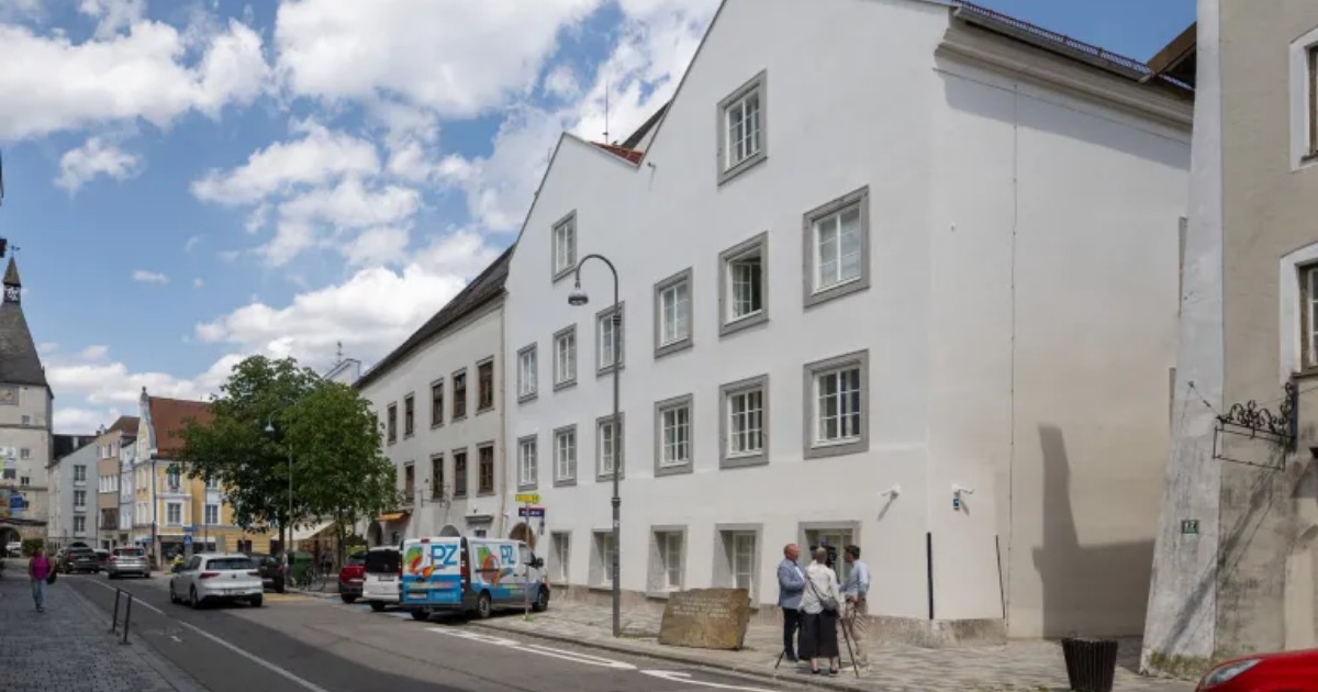 Hitler‍‍`s Birthplace Reopens as Police Station in Austria