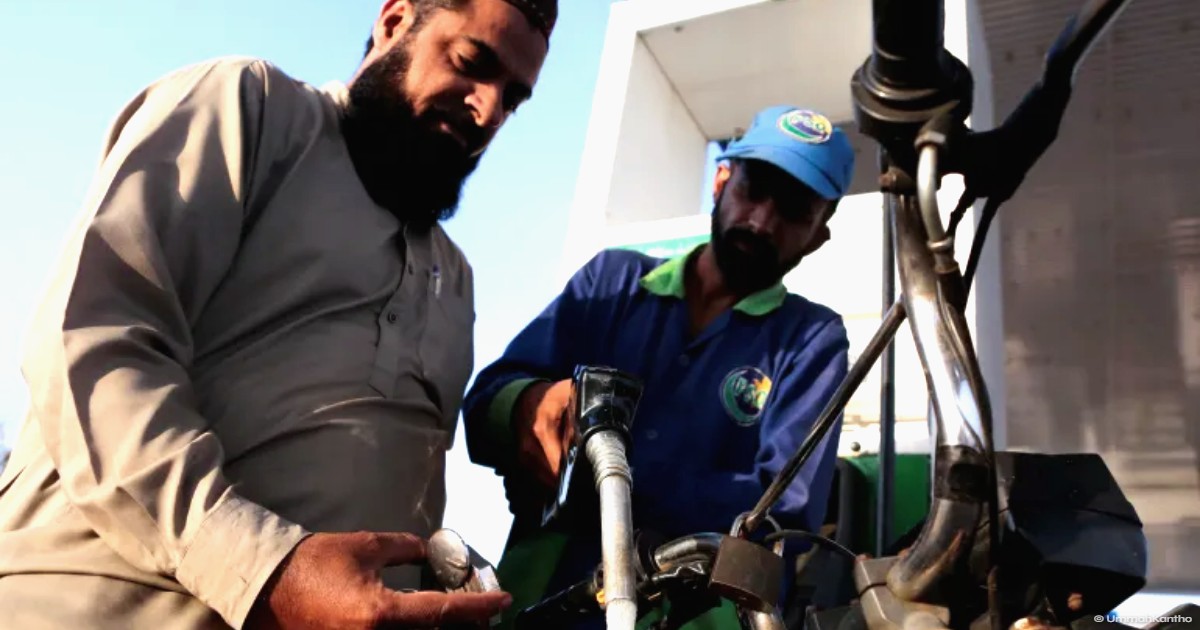 Pakistan’s Fuel Import Bill Hits $800 Million Amid Regional Tensions